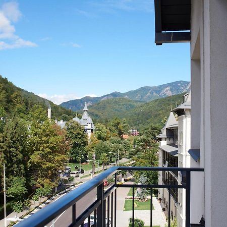 Astra Hotel Călimăneşti Exteriér fotografie